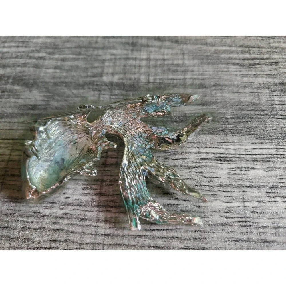 Beautiful Vintage Silver-Toned Fancy Goldfish / Black Moor Brooch Pin